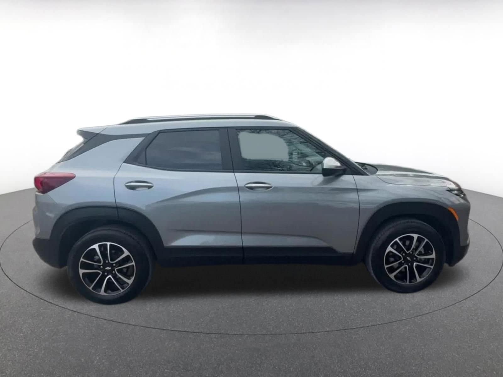 Thumbnail: 2025 Chevrolet TrailBlazer - 16