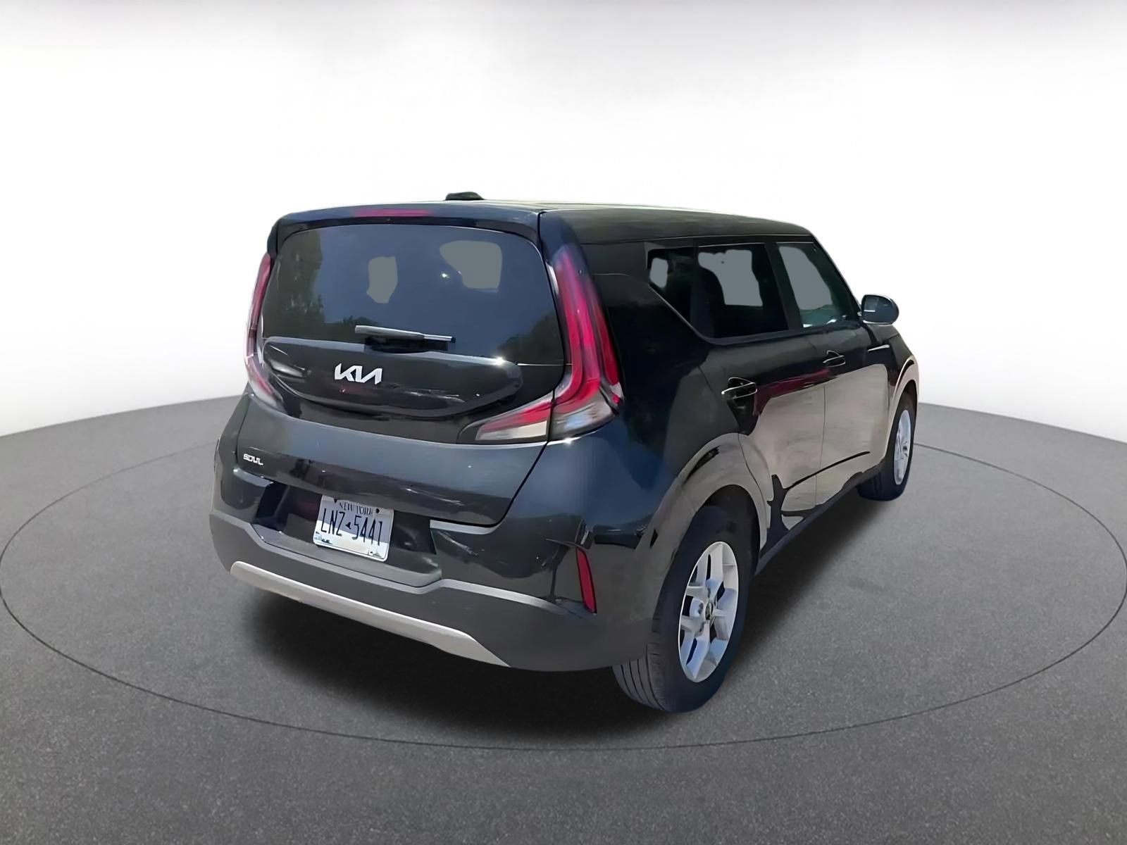 Thumbnail: 2025 Kia Soul - 14