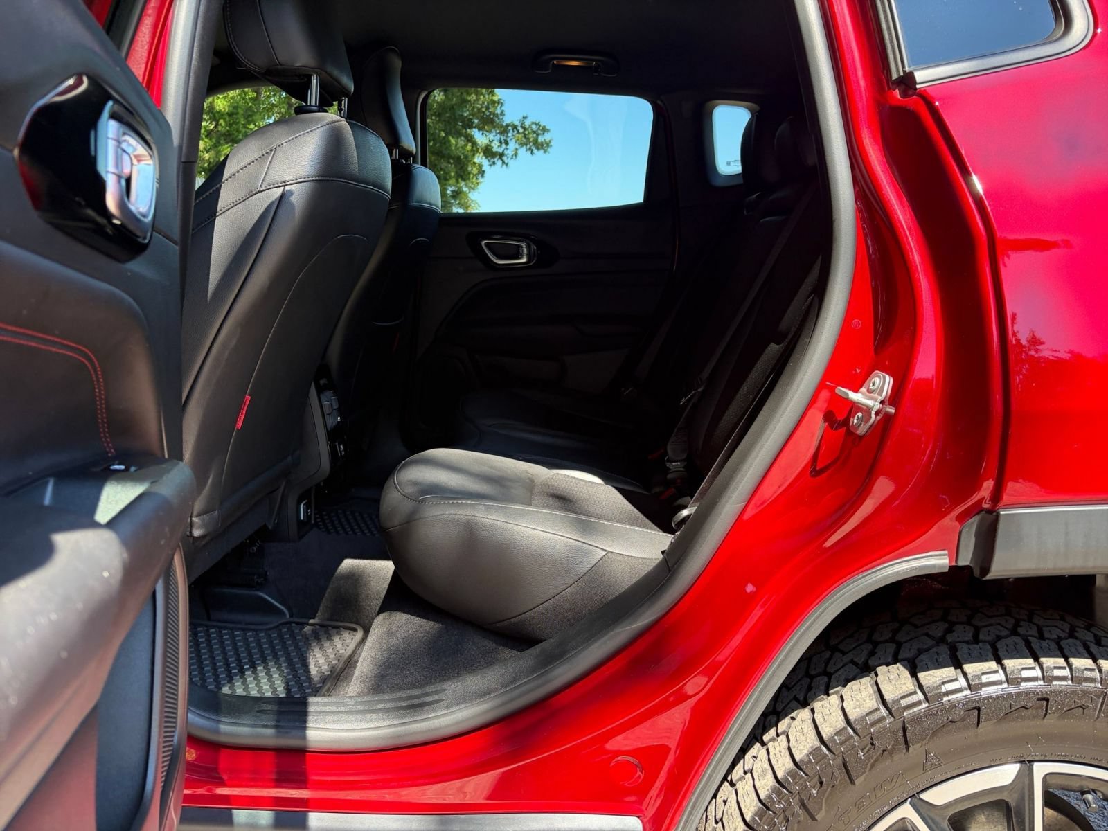 Thumbnail: 2025 Jeep Compass - 24