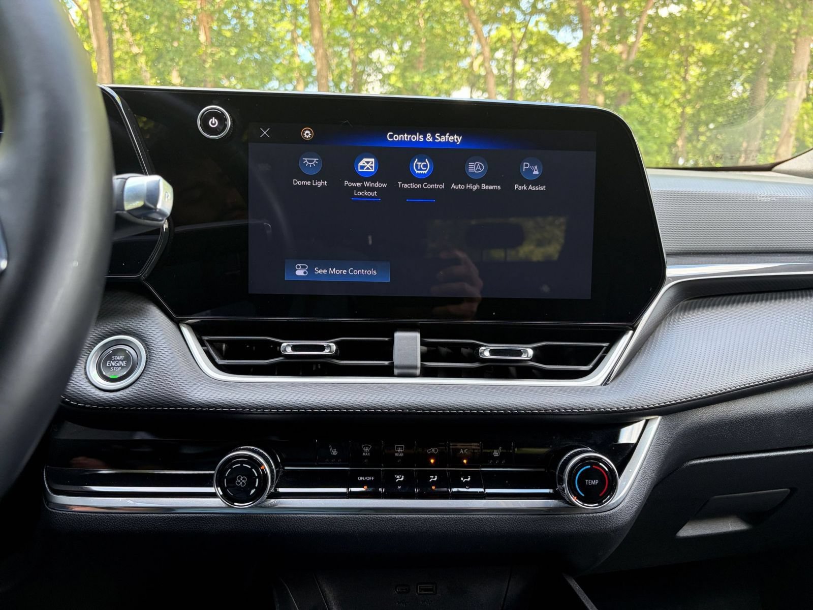 Thumbnail: 2025 Chevrolet Equinox - 17