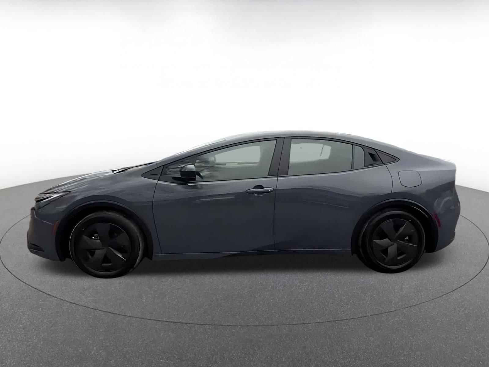 Thumbnail: 2025 Toyota Prius - 8