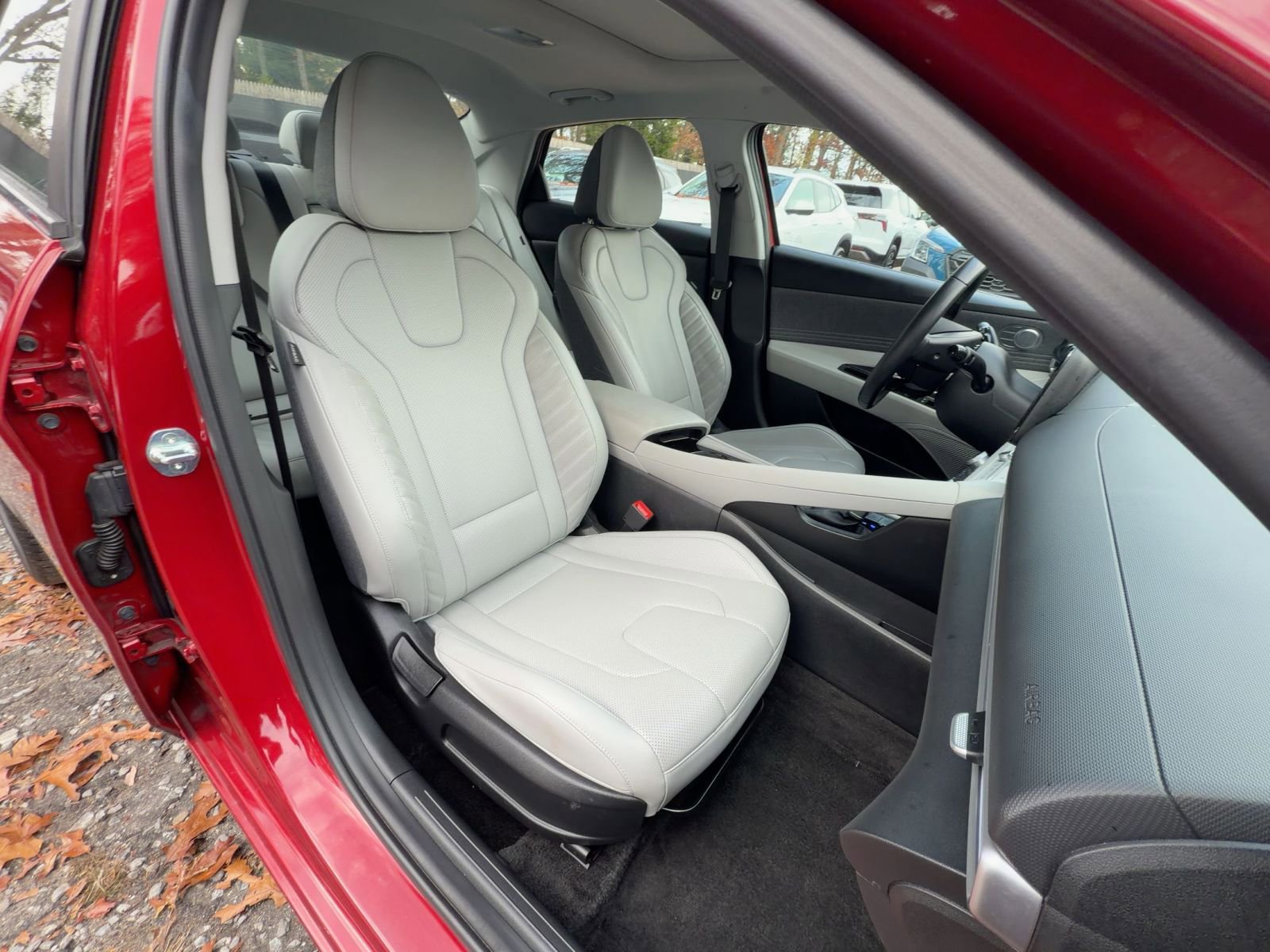 Thumbnail: 2025 Hyundai Elantra - 17