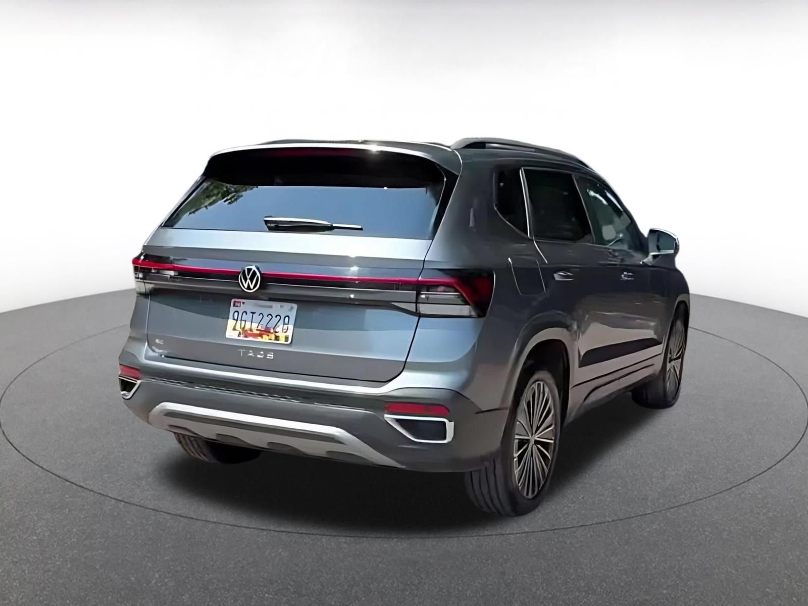 Thumbnail: 2026 Volkswagen Taos - 15