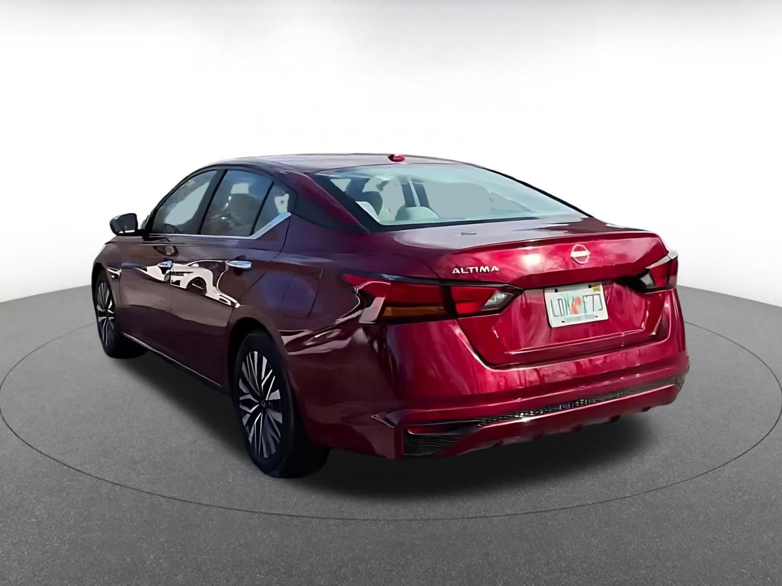 Thumbnail: 2025 Nissan Altima - 10