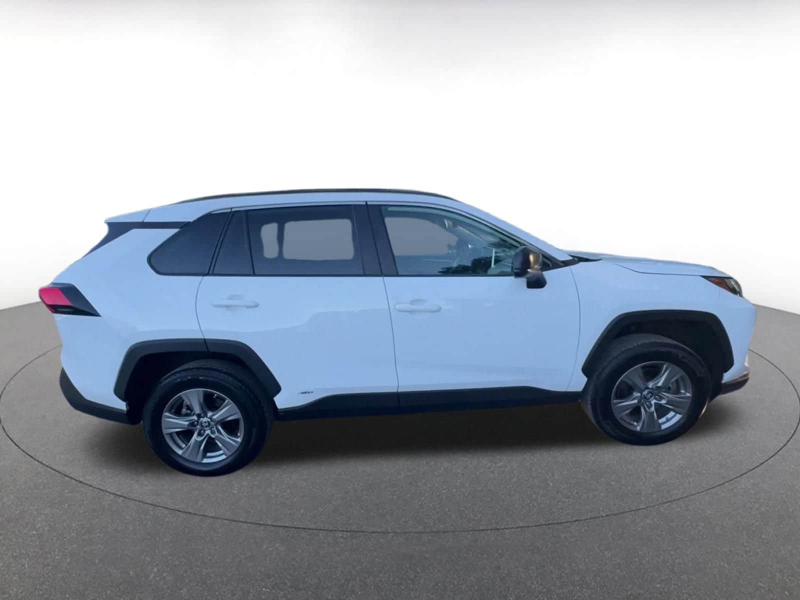 Thumbnail: 2024 Toyota RAV4 - 16