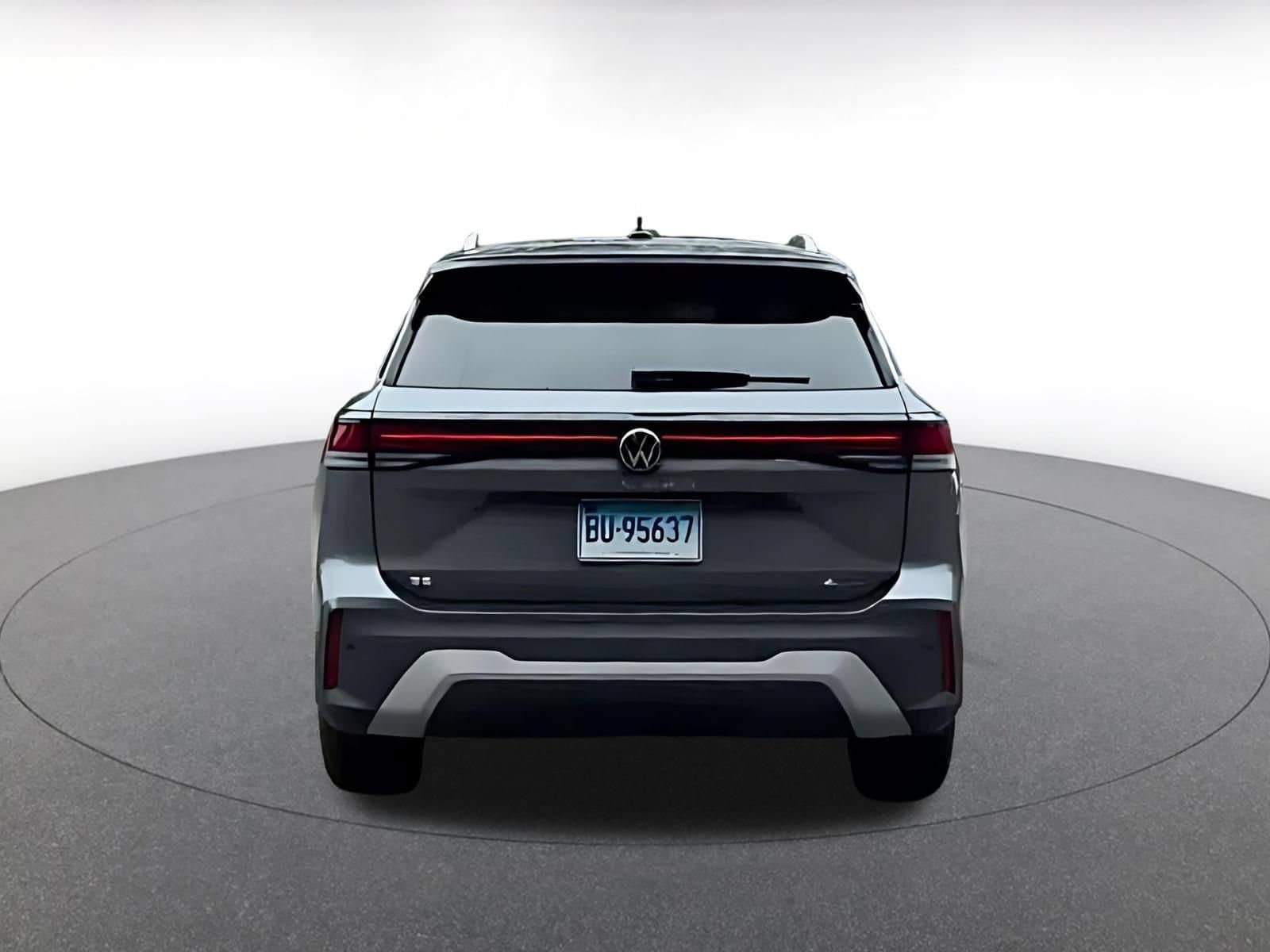 Thumbnail: 2026 Volkswagen Tiguan - 6