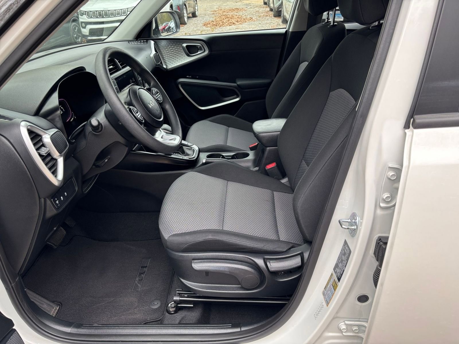 Thumbnail: 2025 Kia Soul - 28