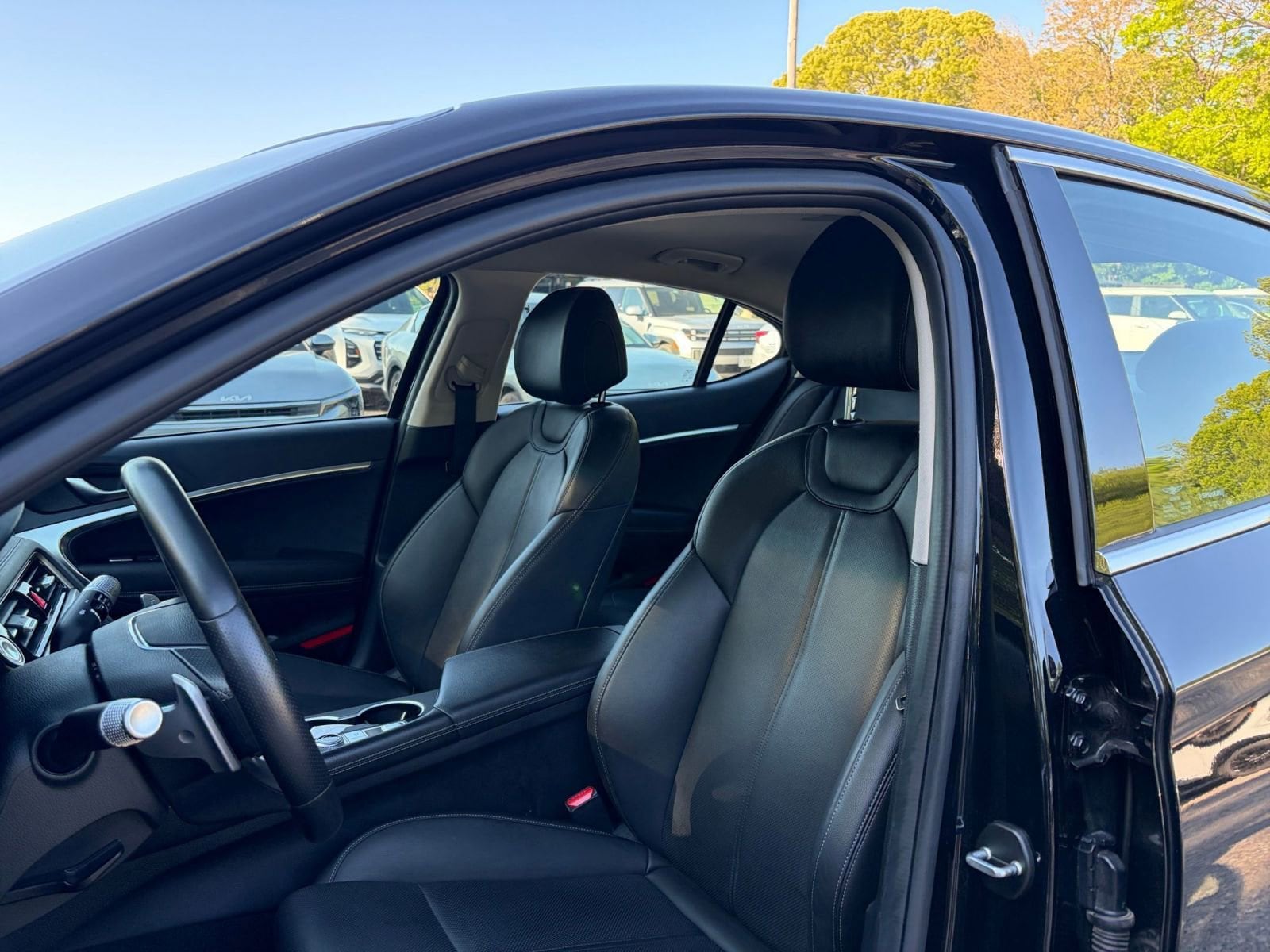 Thumbnail: 2025 Genesis G70 - 28