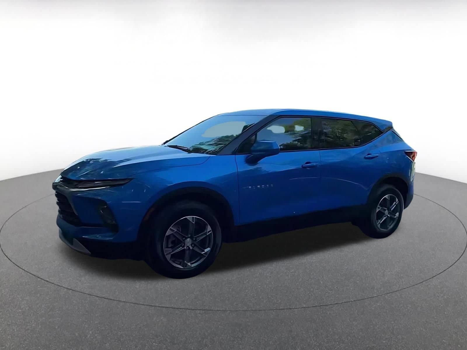 Thumbnail: 2025 Chevrolet Blazer - 8
