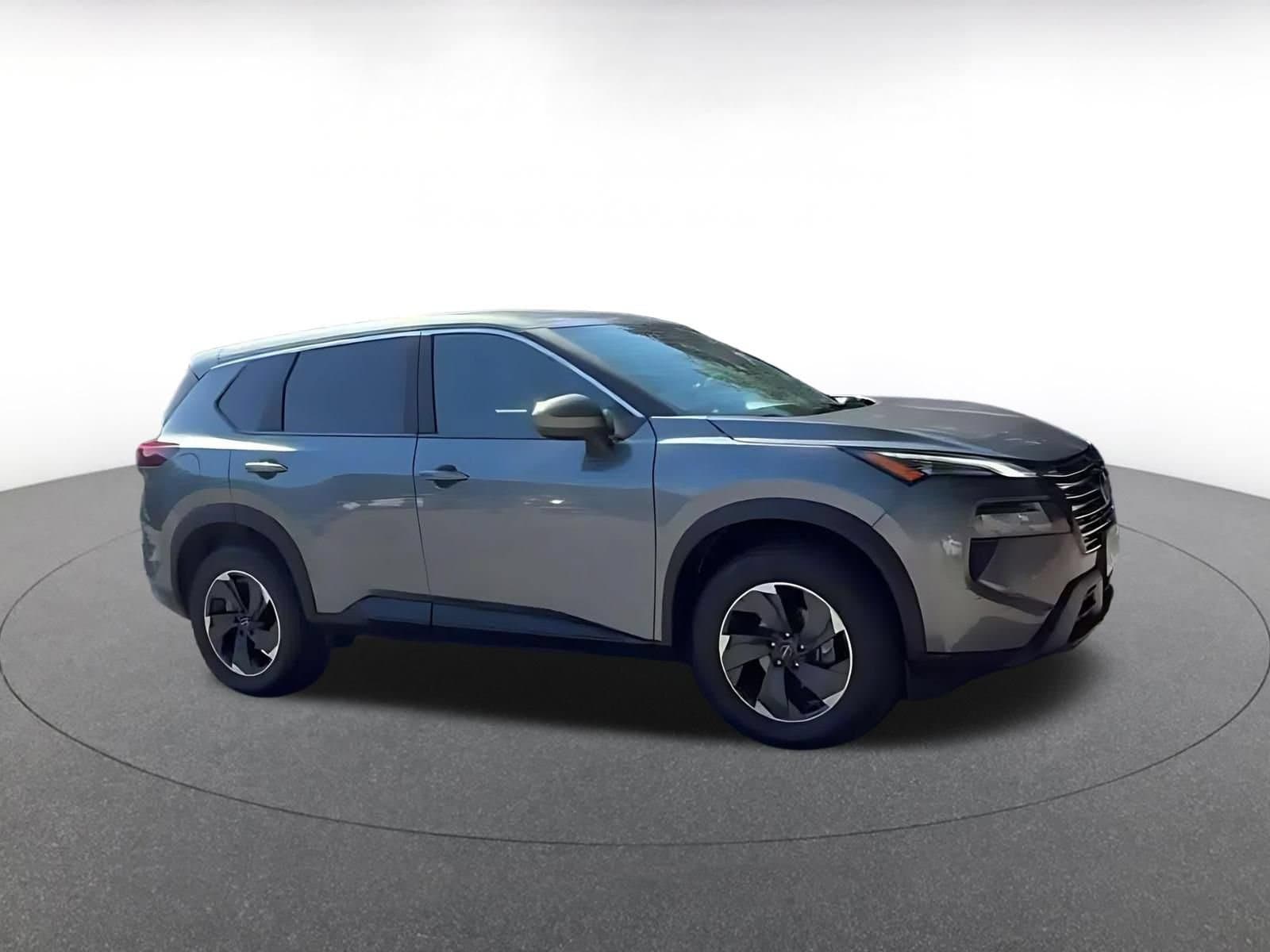 Thumbnail: 2025 Nissan Rogue - 2