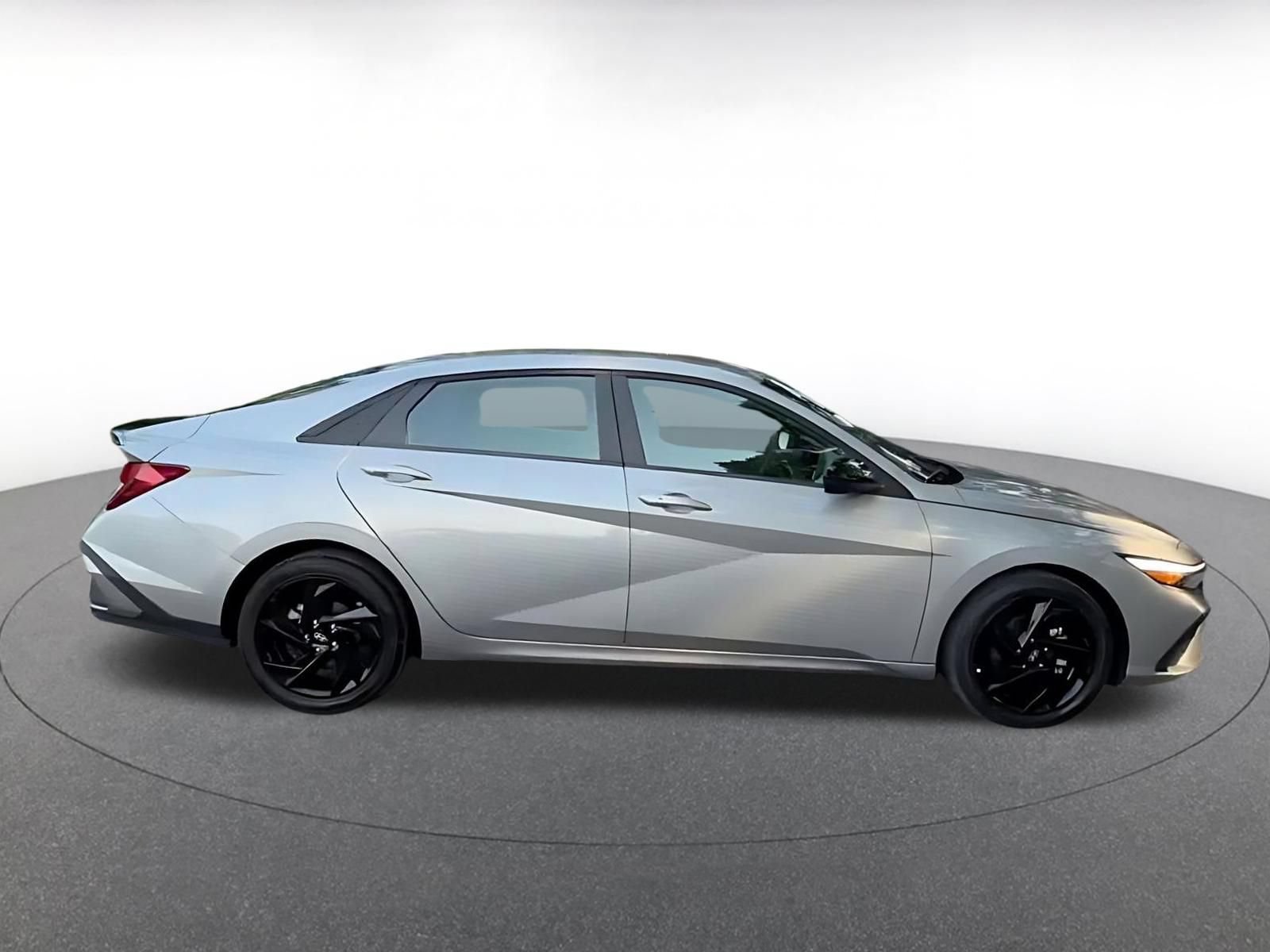Thumbnail: 2026 Hyundai Elantra - 16