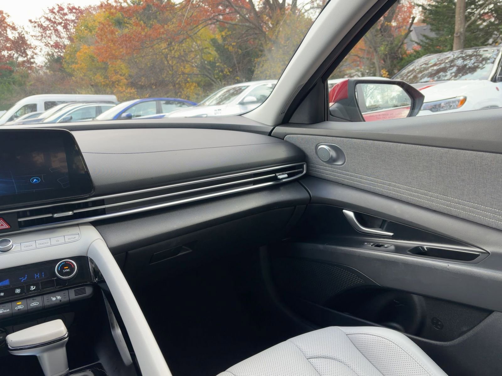 Thumbnail: 2025 Hyundai Elantra - 21