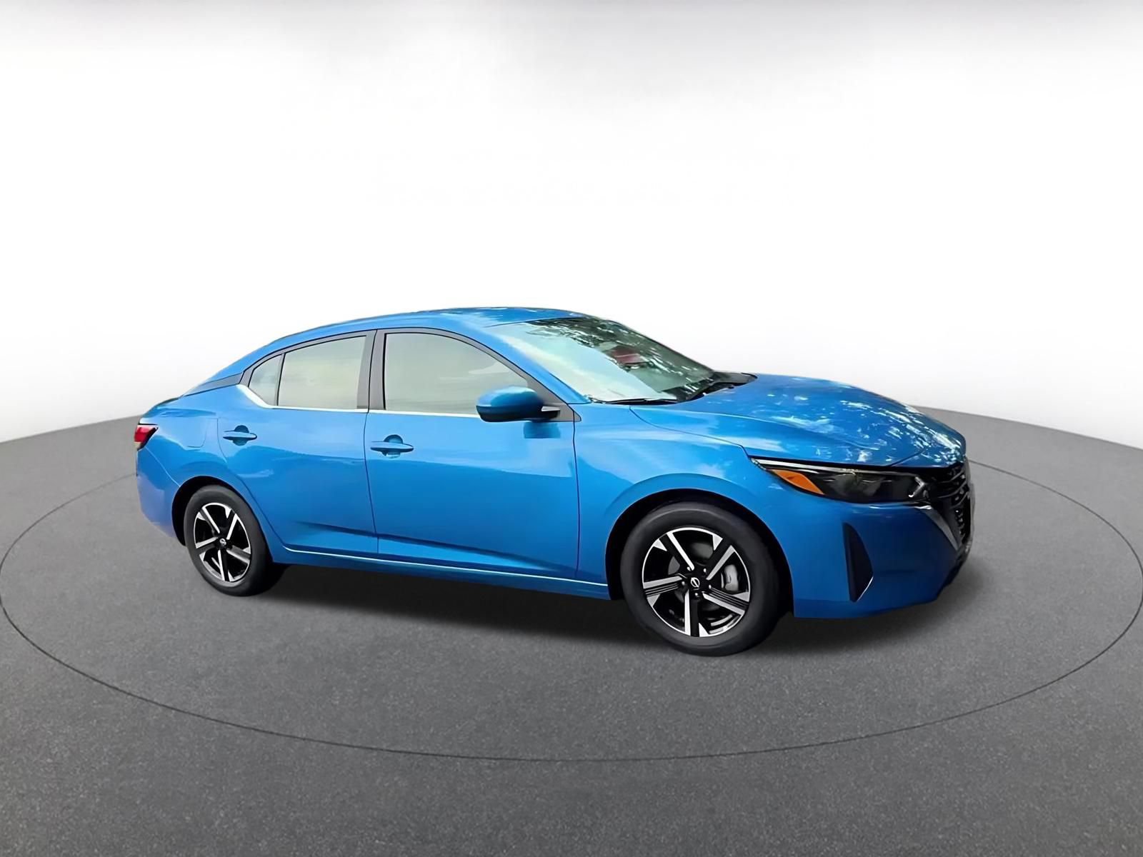 Thumbnail: 2025 Nissan Sentra - 2