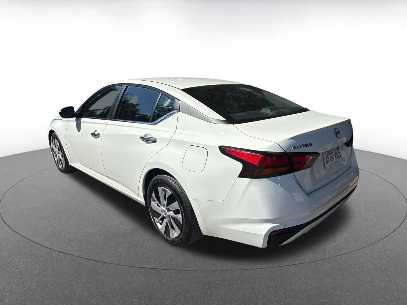 Thumbnail: 2024 Nissan Altima - 10