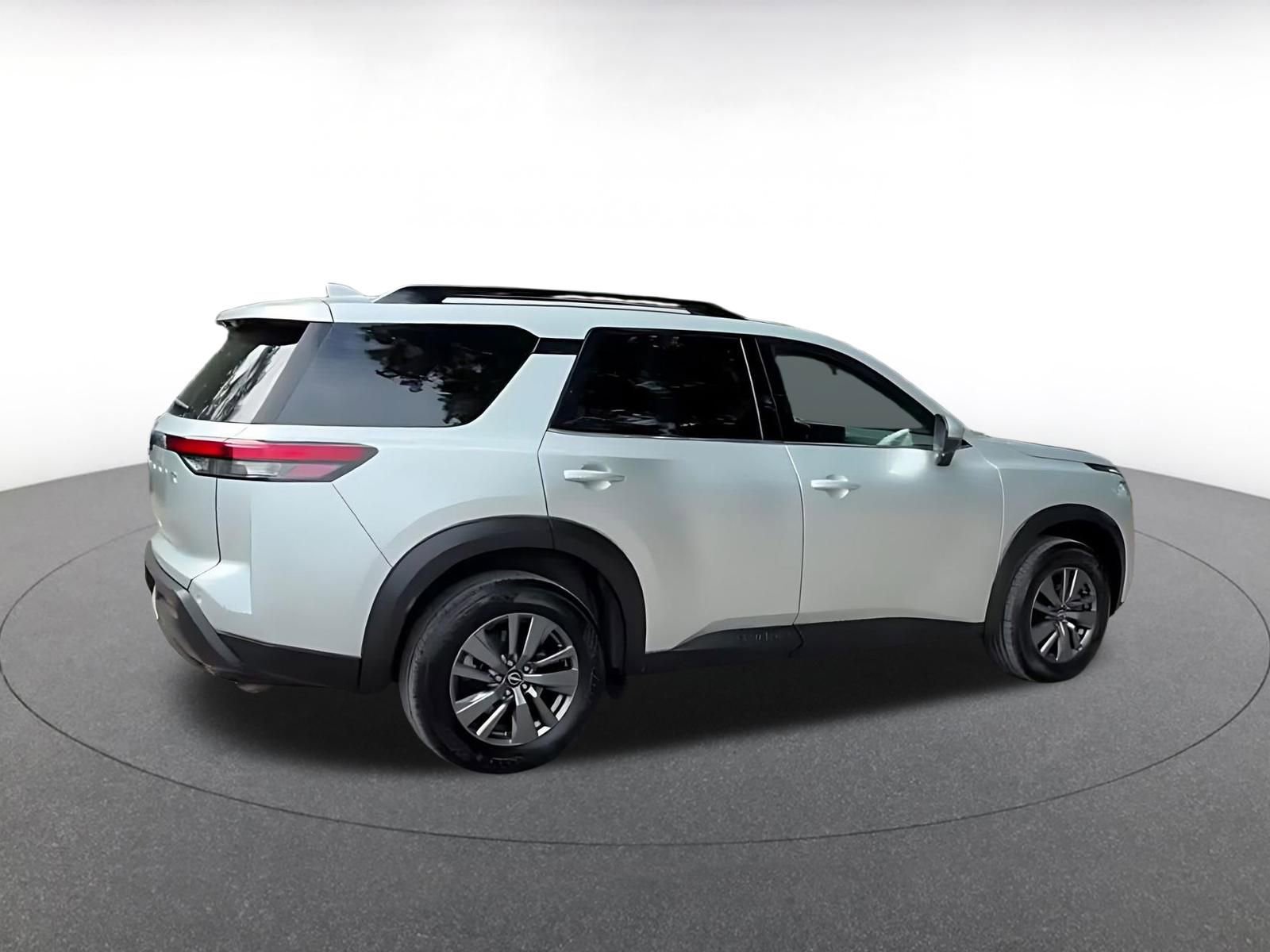 Thumbnail: 2025 Nissan Pathfinder - 15