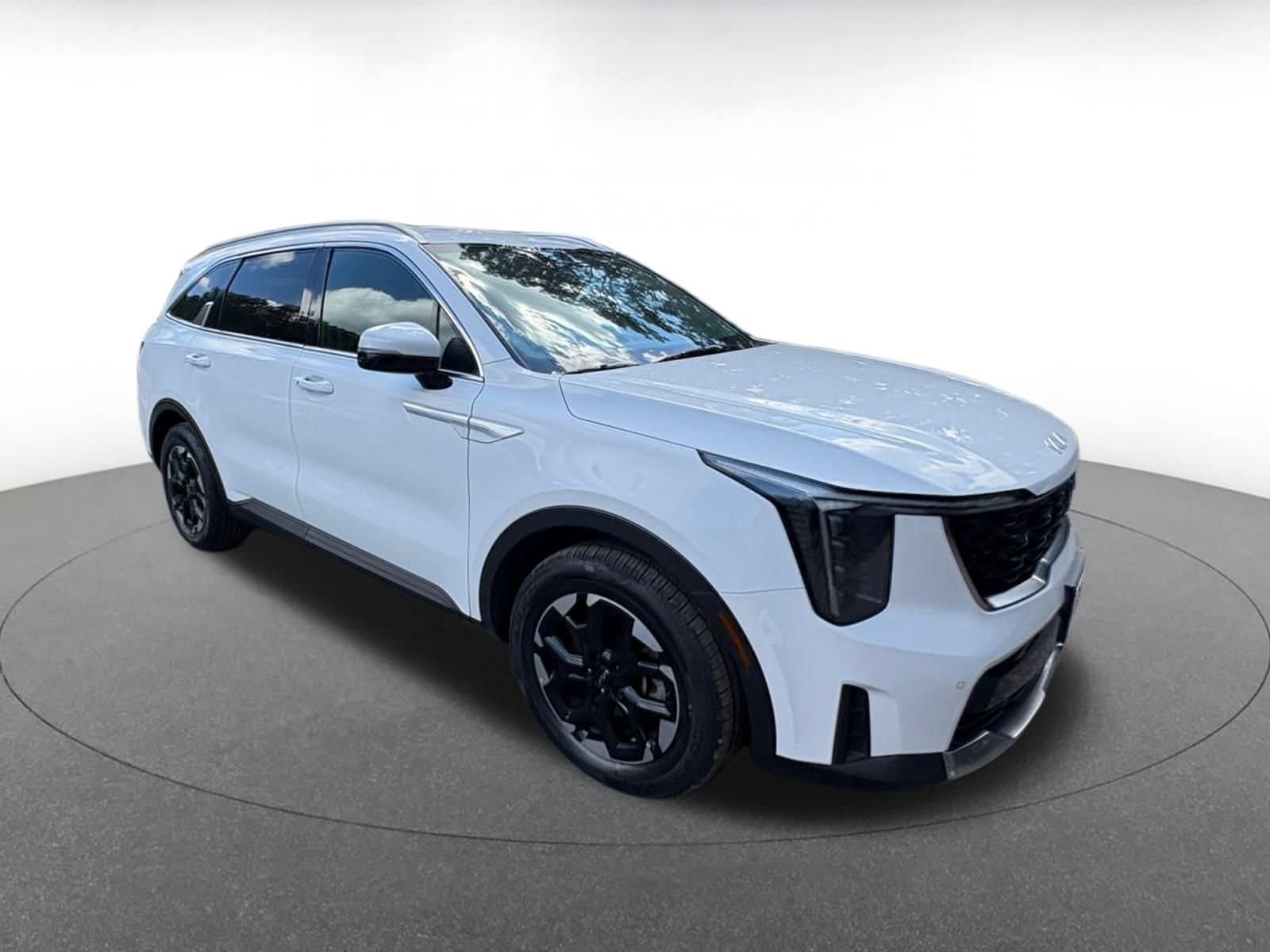 Thumbnail: 2024 Kia Sorento - 1