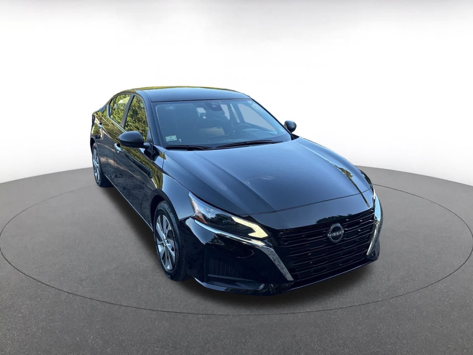 Thumbnail: 2024 Nissan Altima - 1