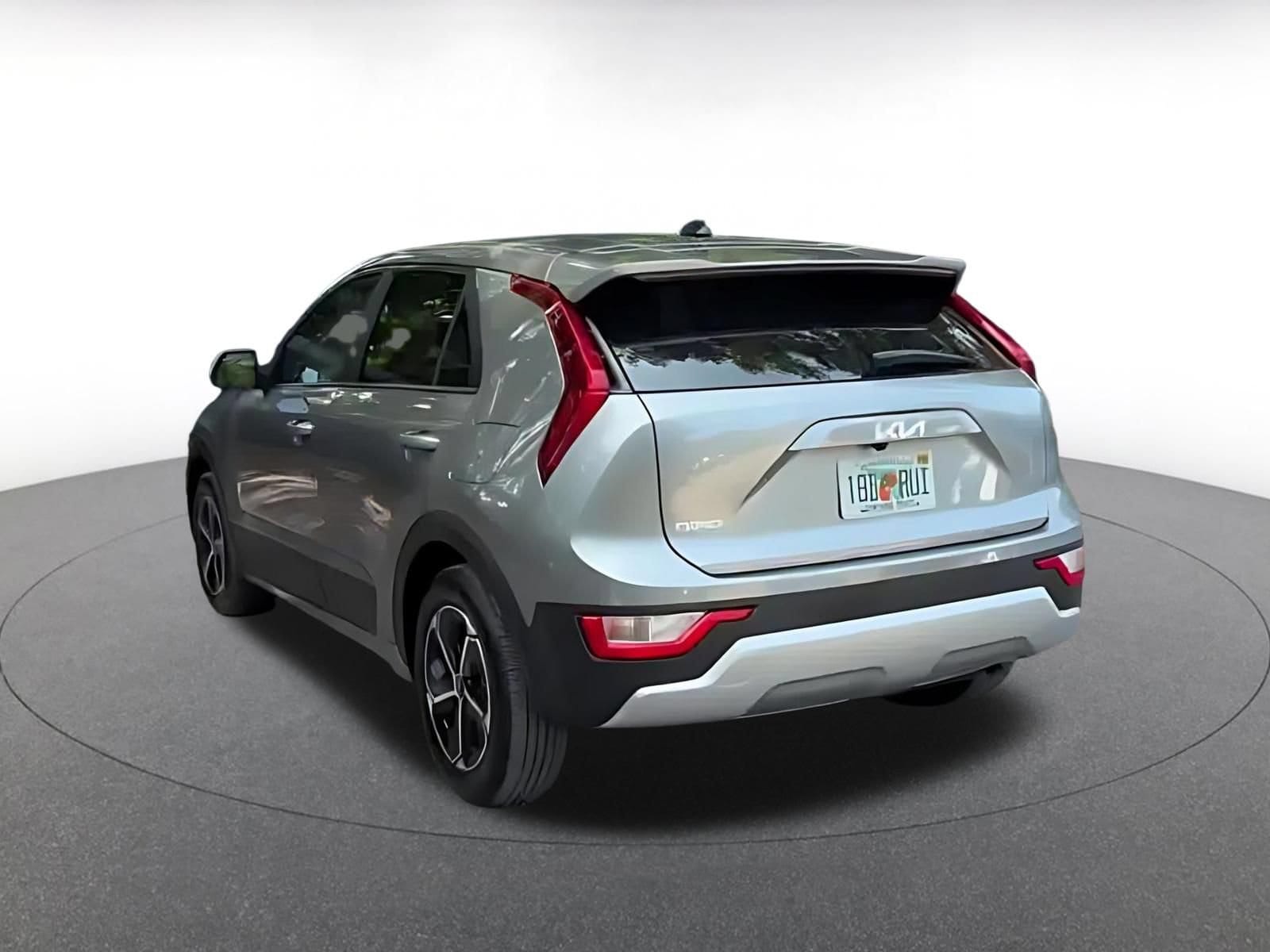 Thumbnail: 2026 Kia Niro - 11