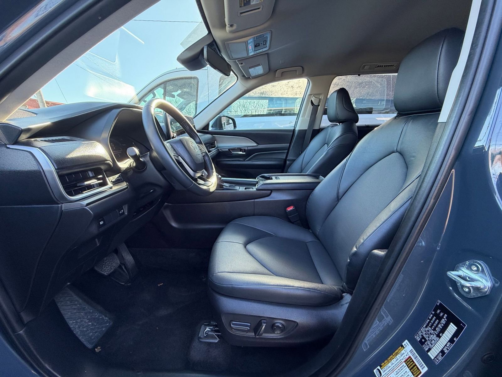 Thumbnail: 2025 Toyota Grand Highlander - 27