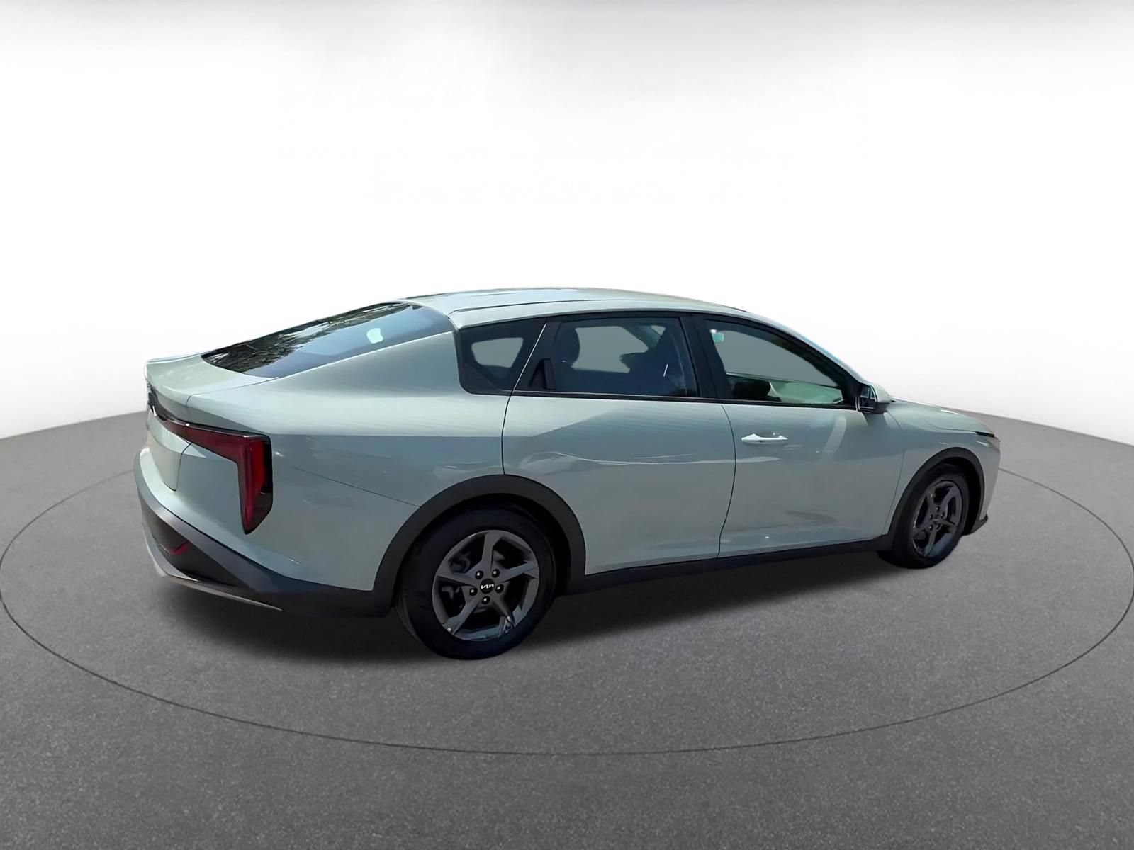 Thumbnail: 2025 Kia K4 - 14
