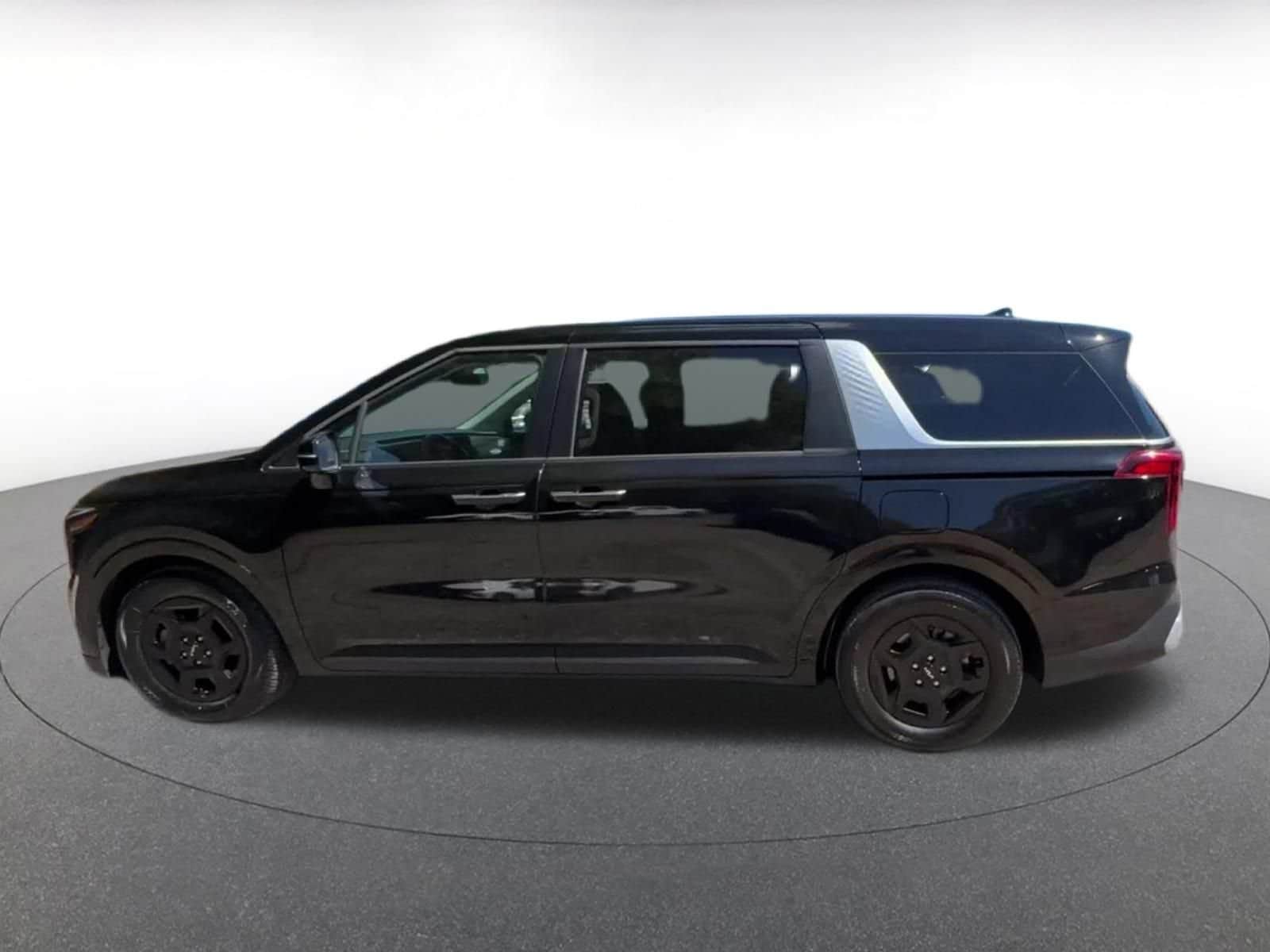 Thumbnail: 2026 Kia Carnival - 9