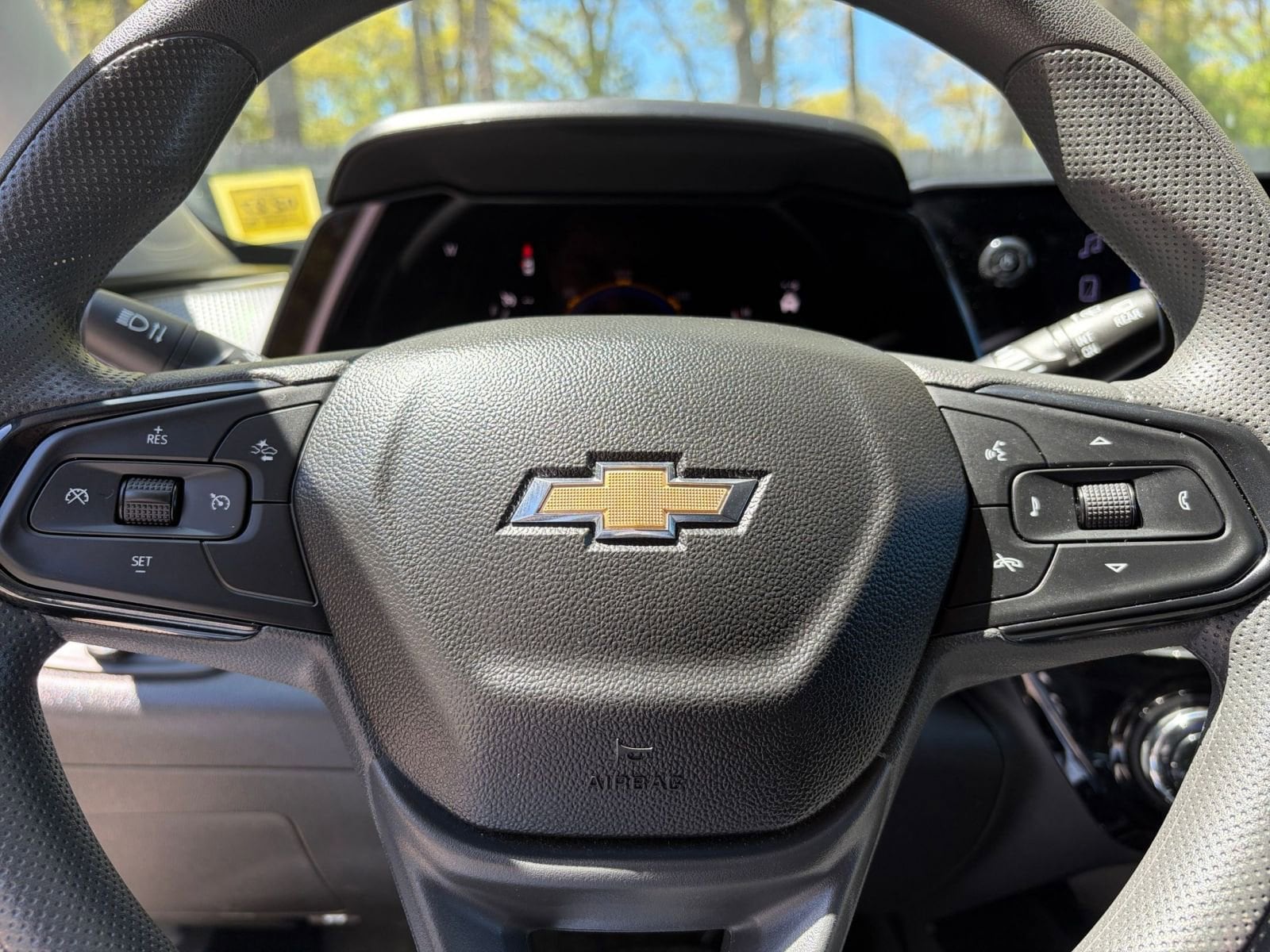Thumbnail: 2025 Chevrolet Trax - 27