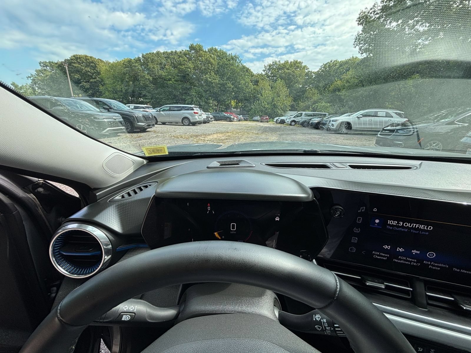 Thumbnail: 2025 Chevrolet Trax - 34