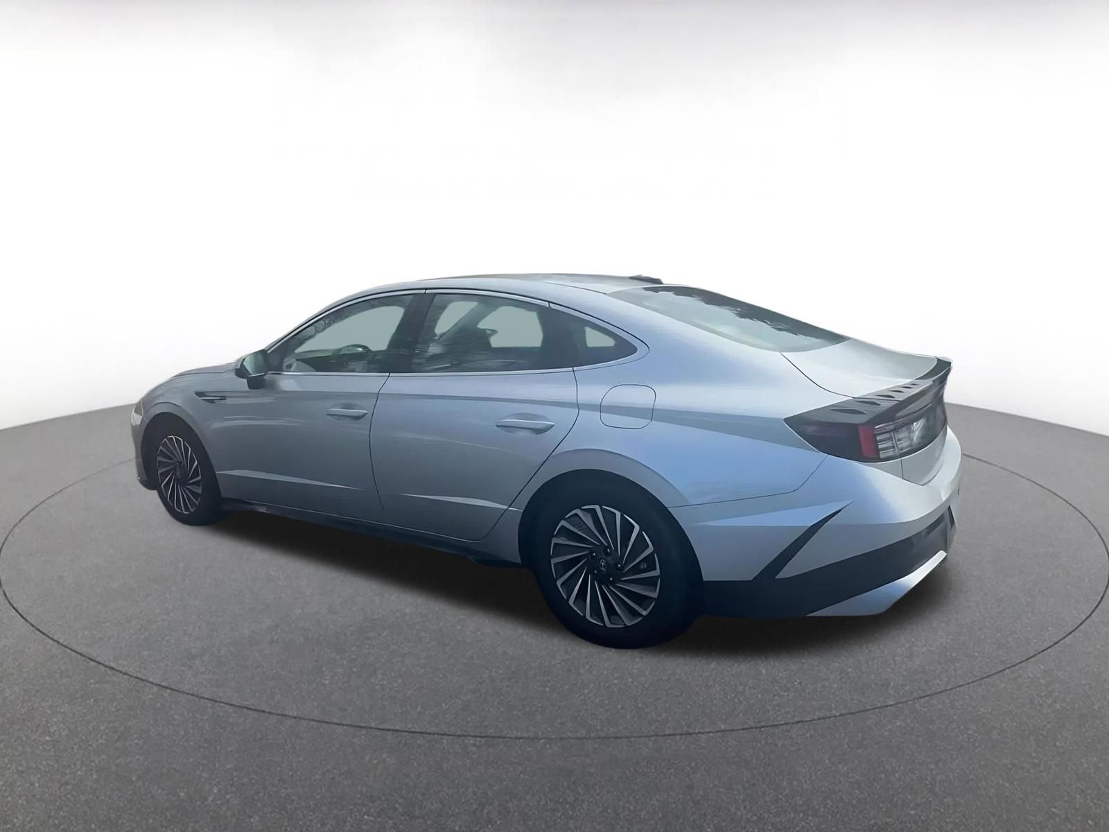 Thumbnail: 2025 Hyundai Sonata - 10