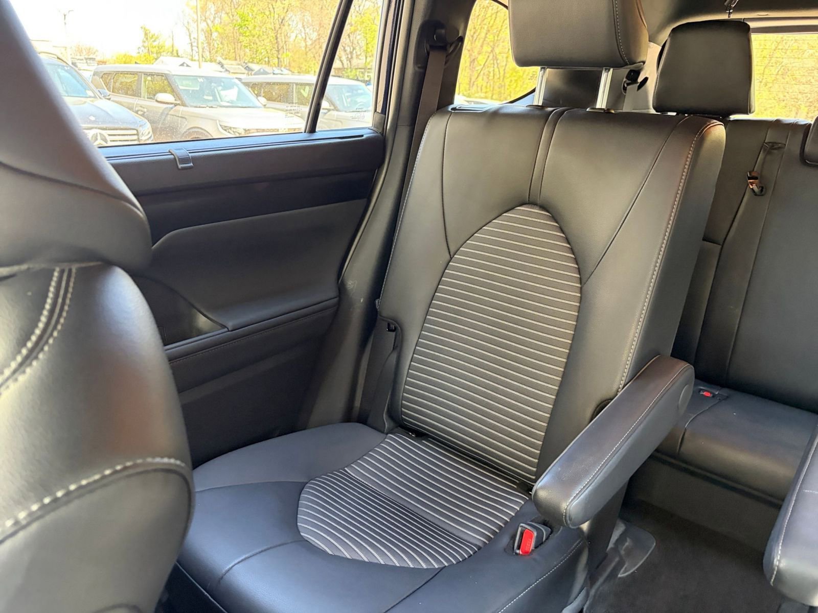 2025 Toyota Highlander 42