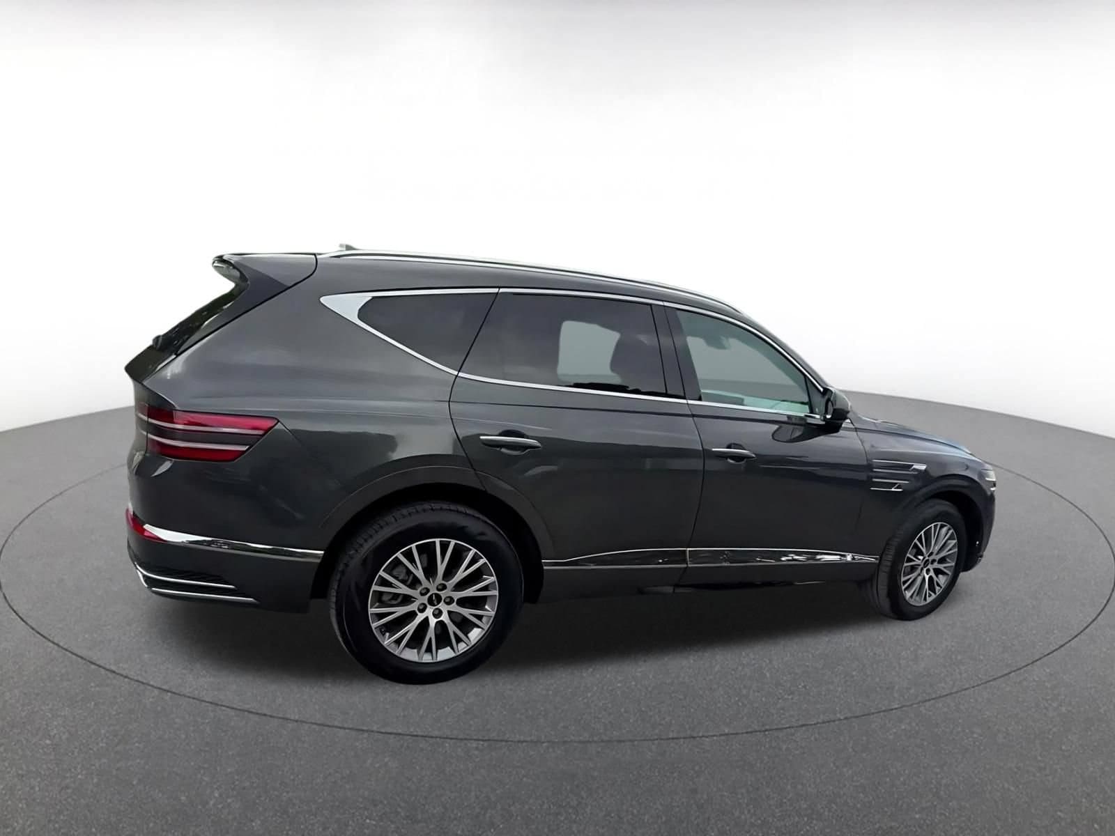 Thumbnail: 2026 Genesis GV80 - 14