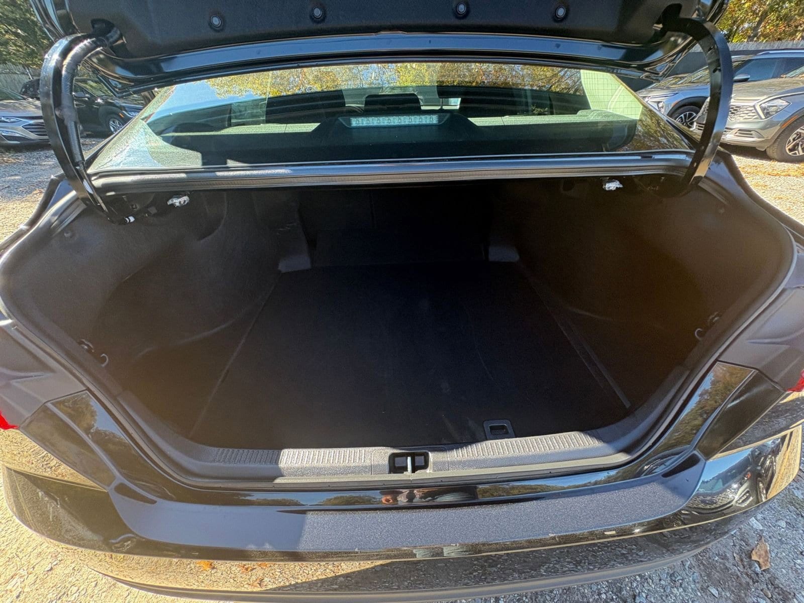 Thumbnail: 2025 Toyota Camry - 27