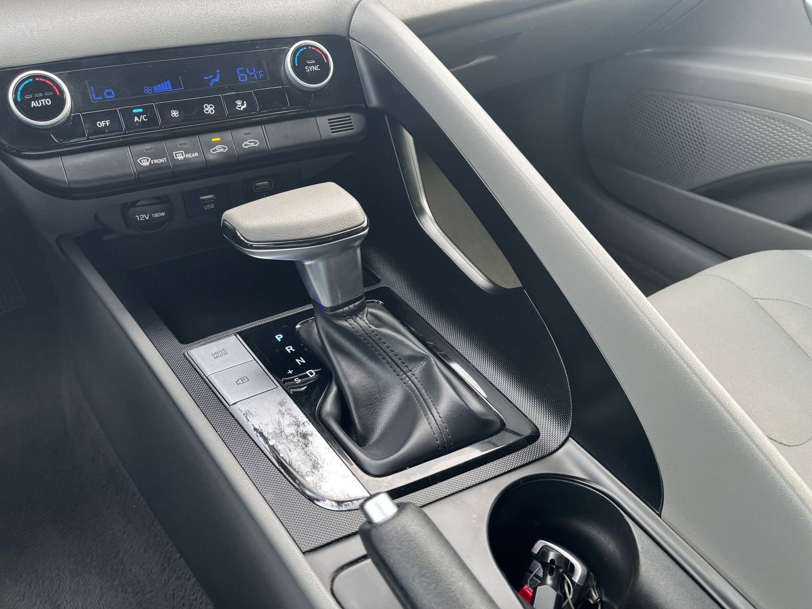 Thumbnail: 2023 Hyundai Elantra - 33