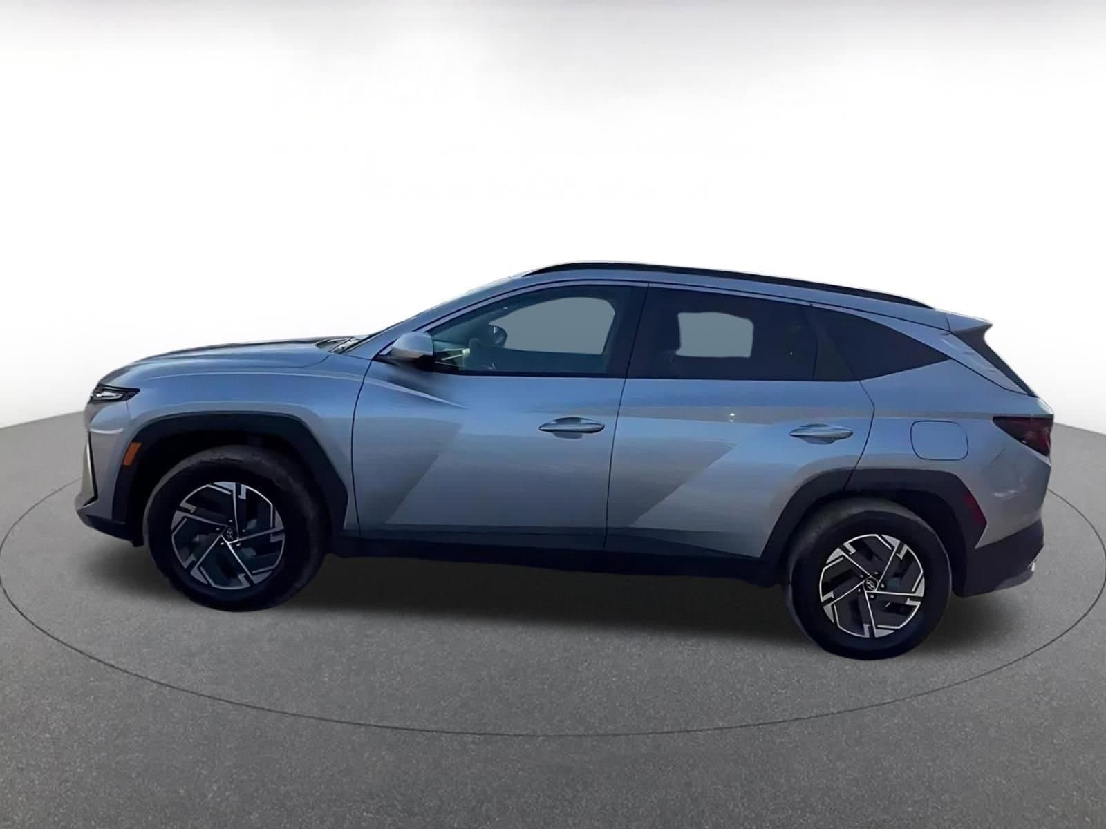 Thumbnail: 2025 Hyundai Tucson - 9