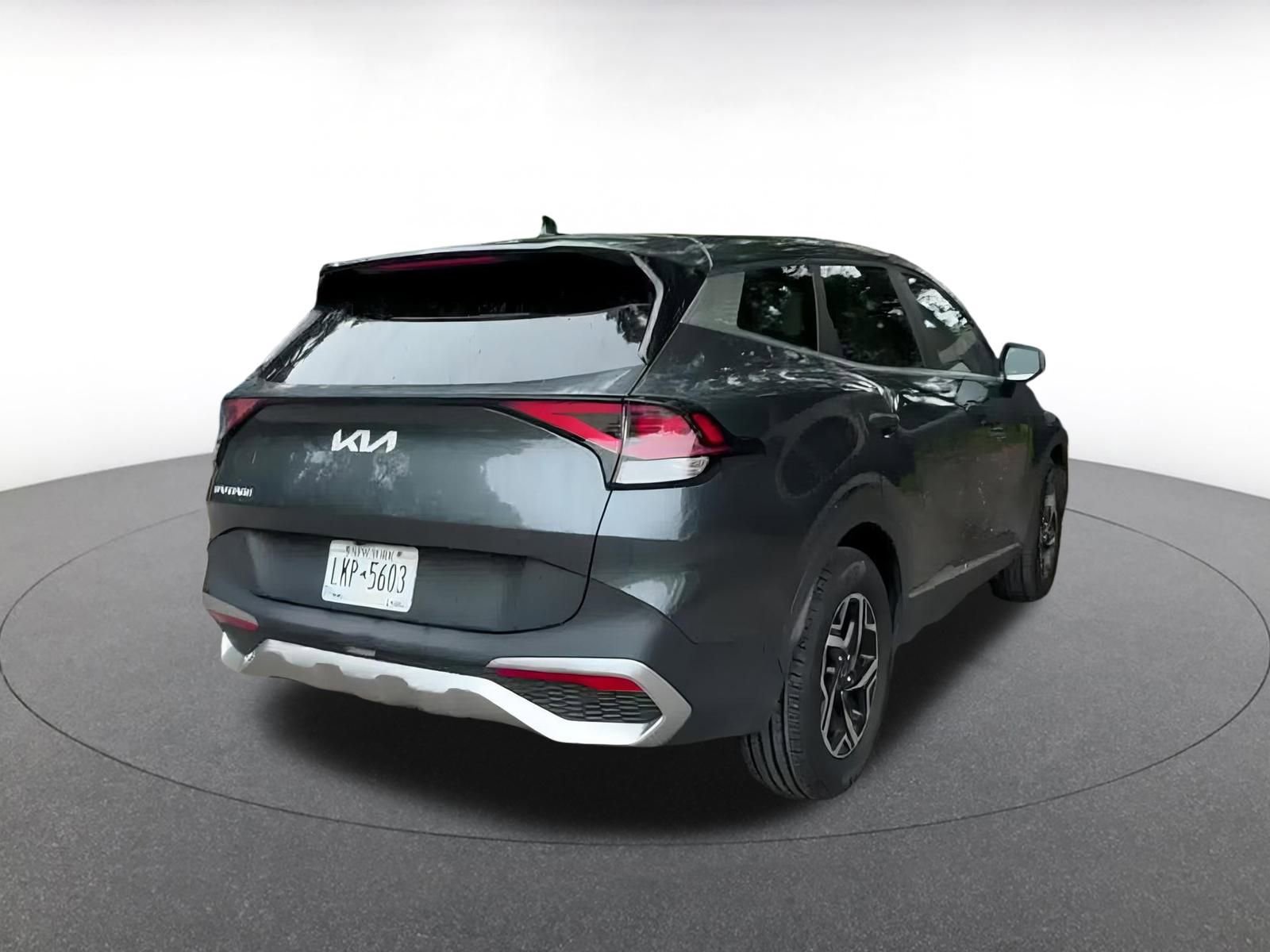 Thumbnail: 2024 Kia Sportage - 13