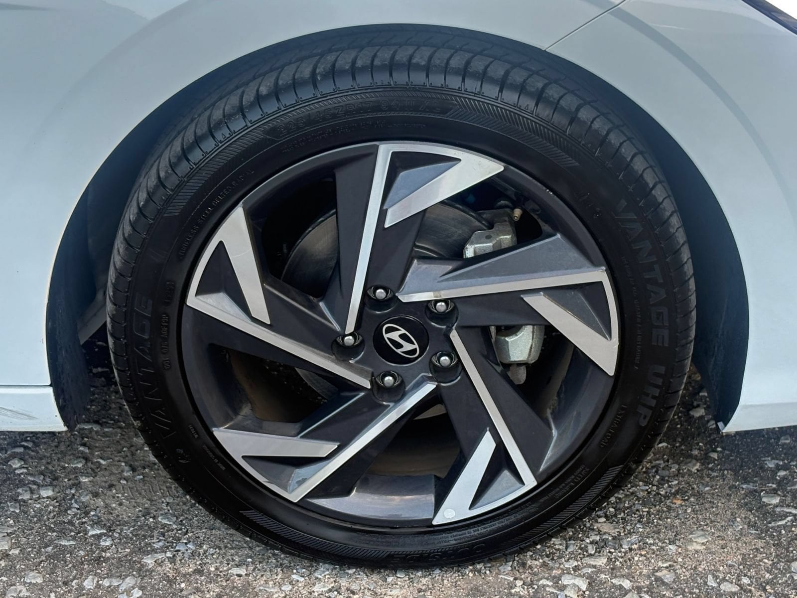 Thumbnail: 2025 Hyundai Elantra - 28