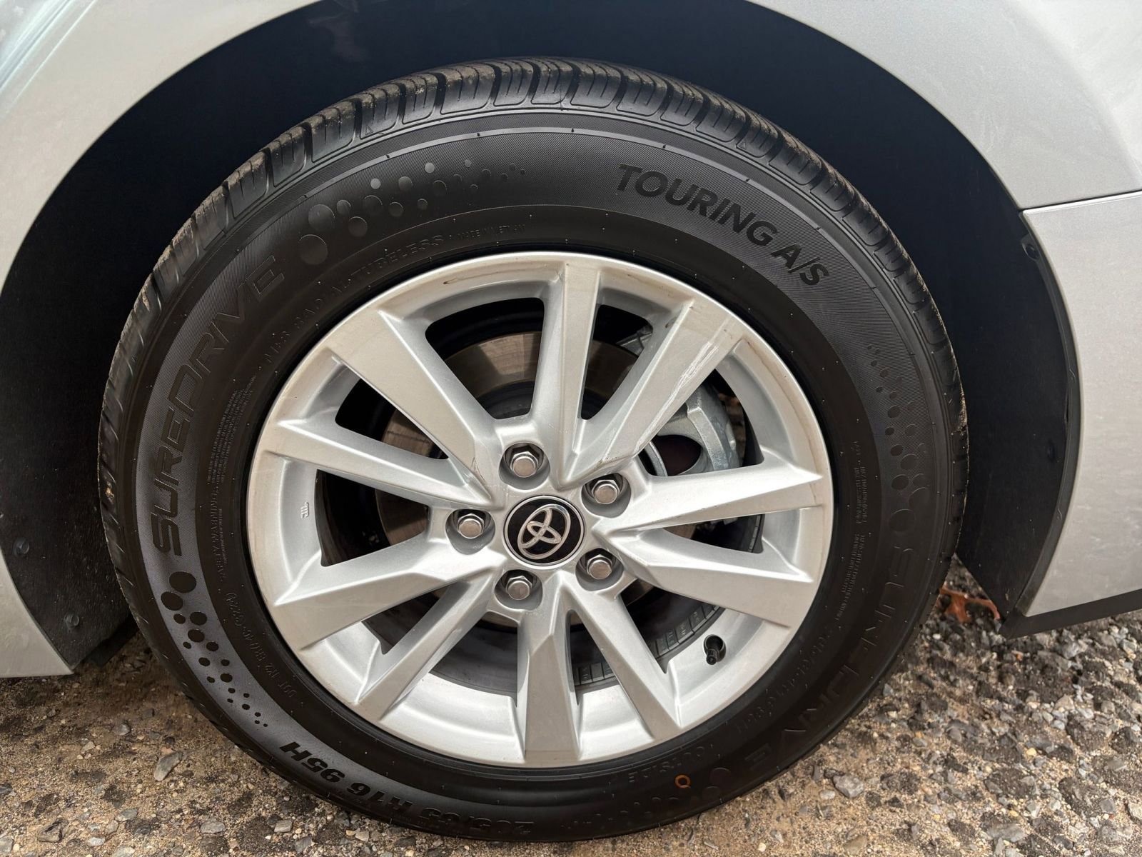 Thumbnail: 2025 Toyota Camry - 25