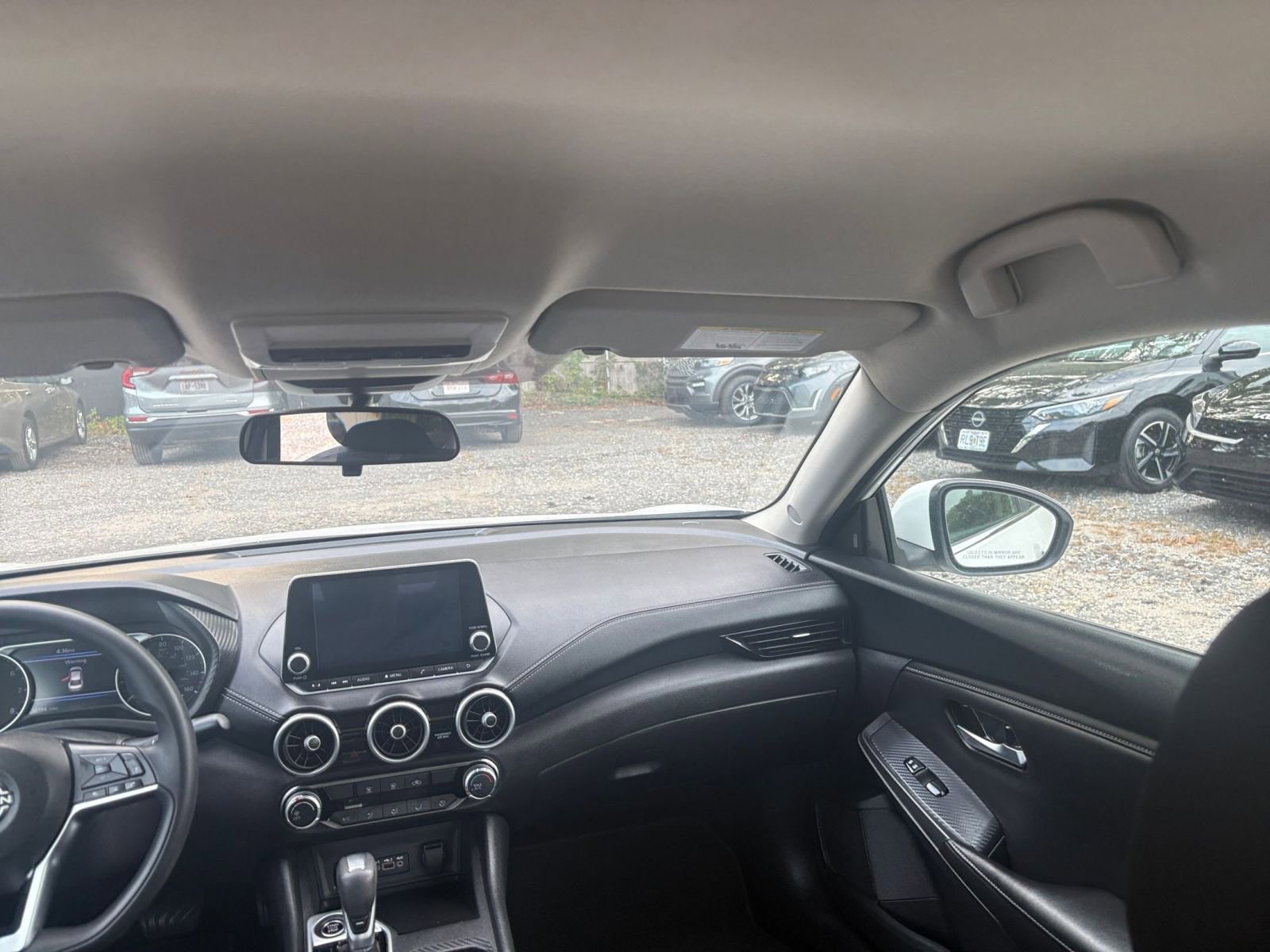 Thumbnail: 2024 Nissan Sentra - 32