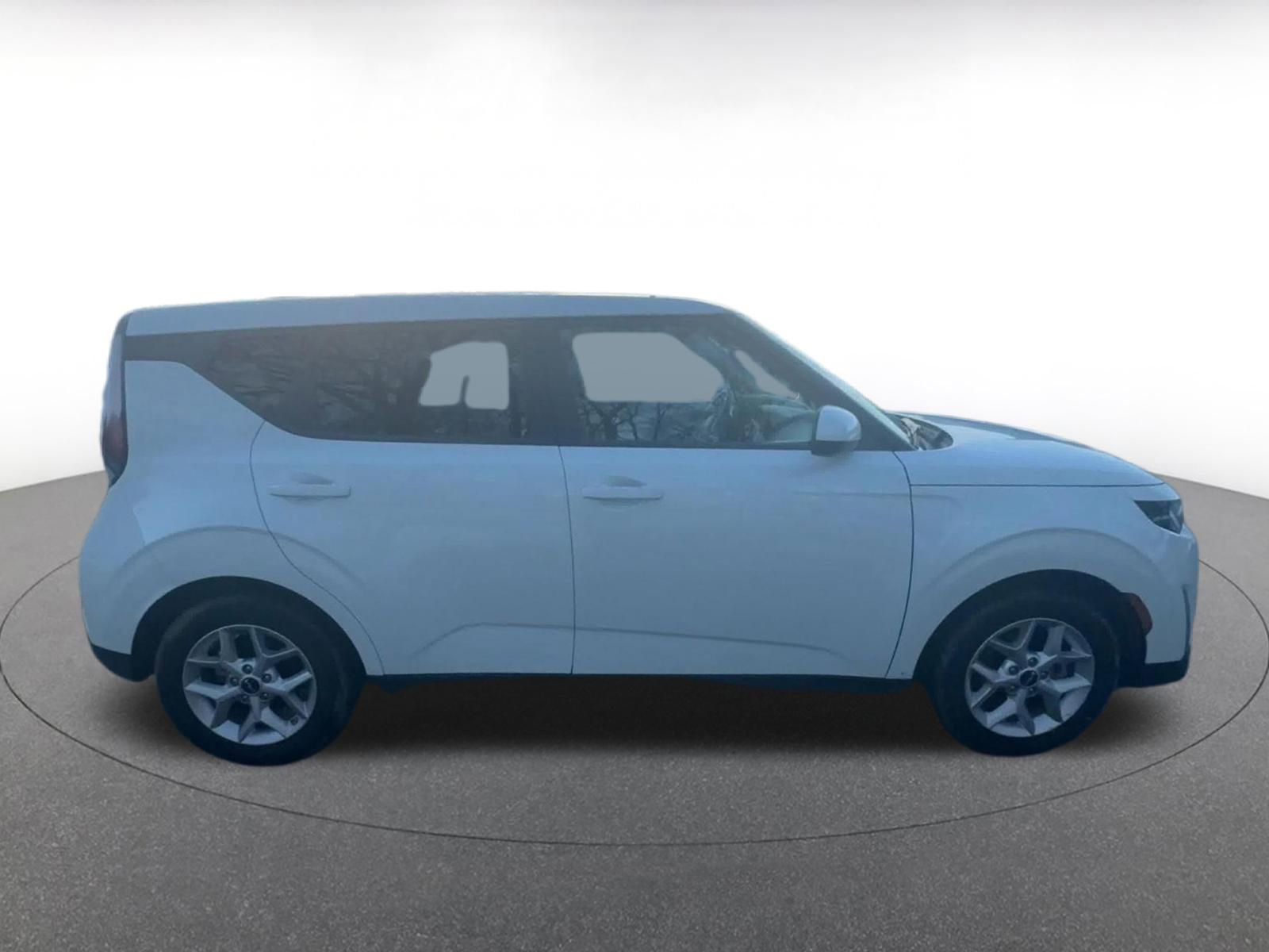 Thumbnail: 2025 Kia Soul - 16