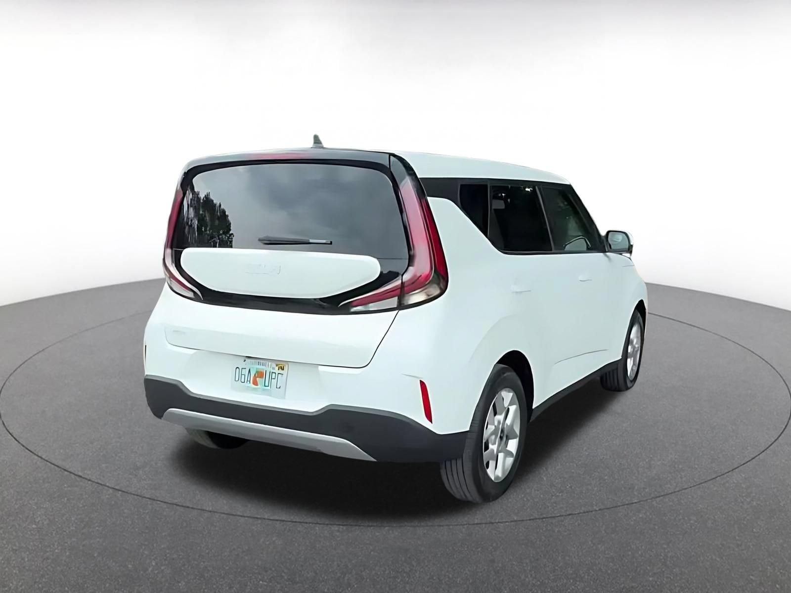 Thumbnail: 2025 Kia Soul - 11