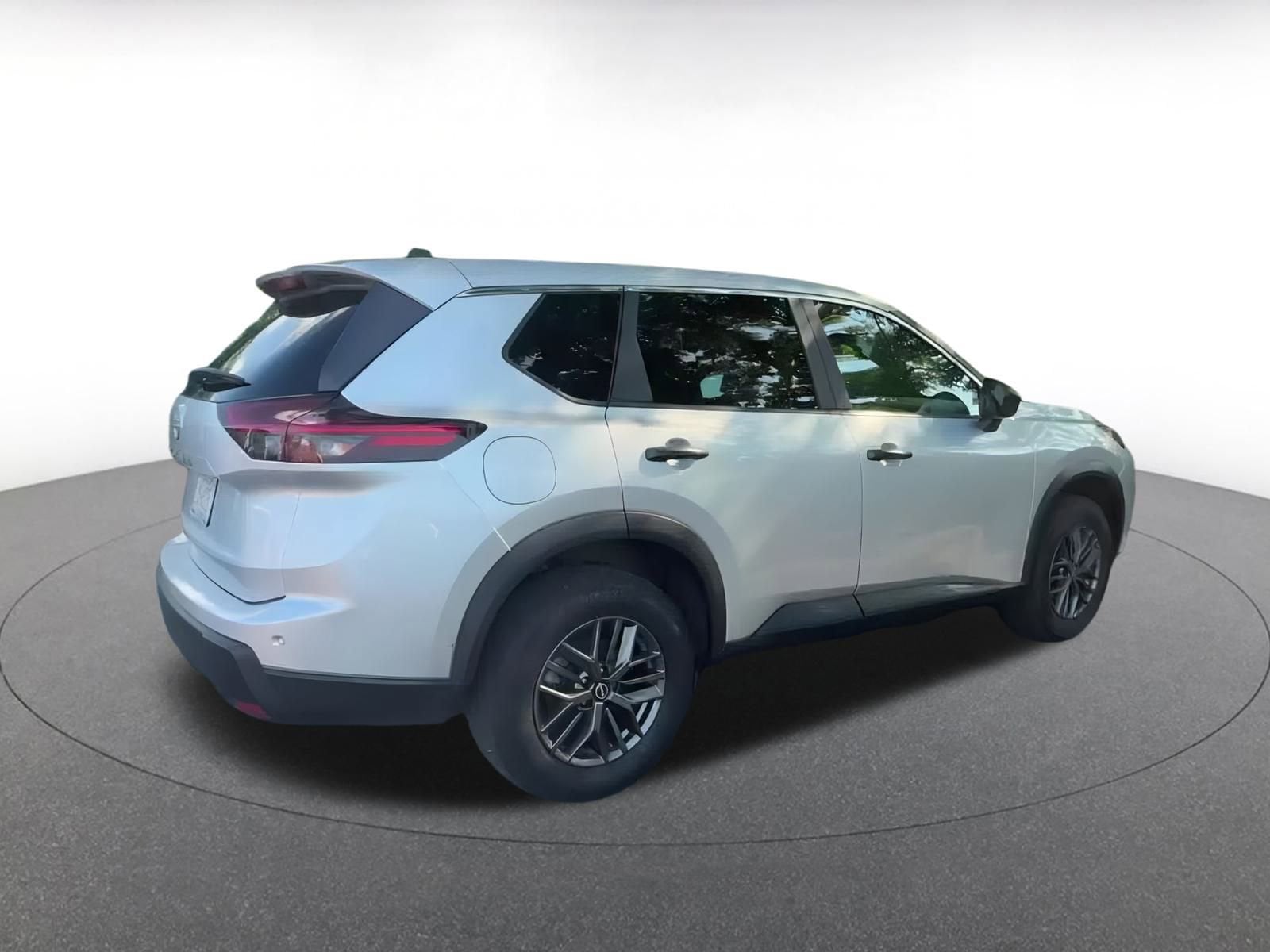 Thumbnail: 2024 Nissan Rogue - 15