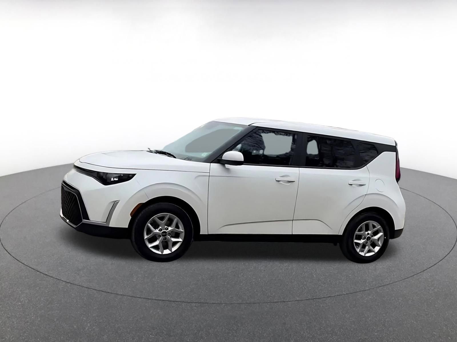 Thumbnail: 2025 Kia Soul - 8