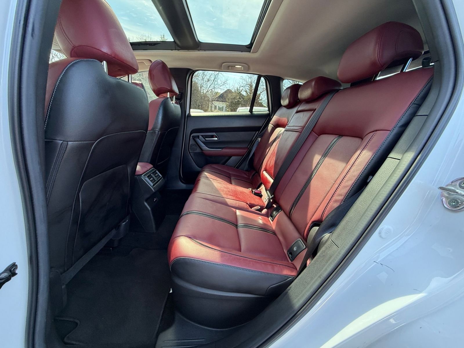 Thumbnail: 2025 Mazda CX-50 - 27