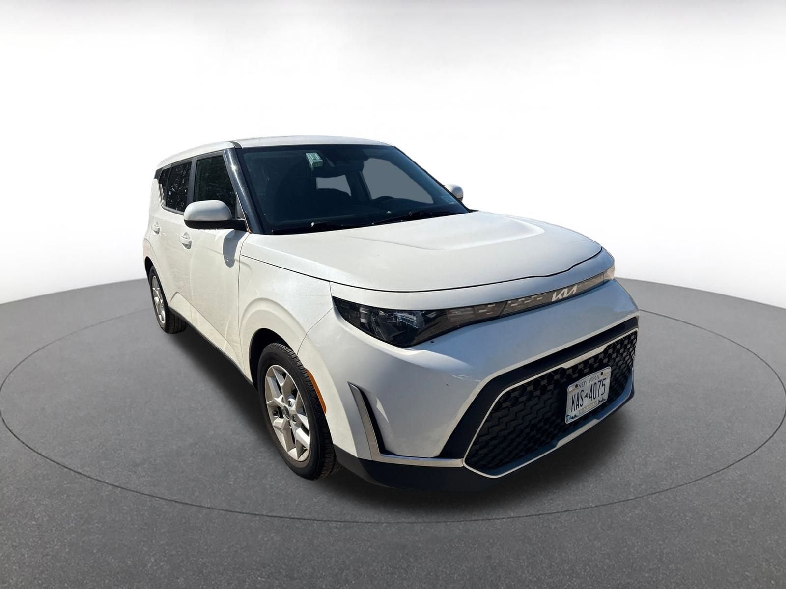 Thumbnail: 2023 Kia Soul - 1