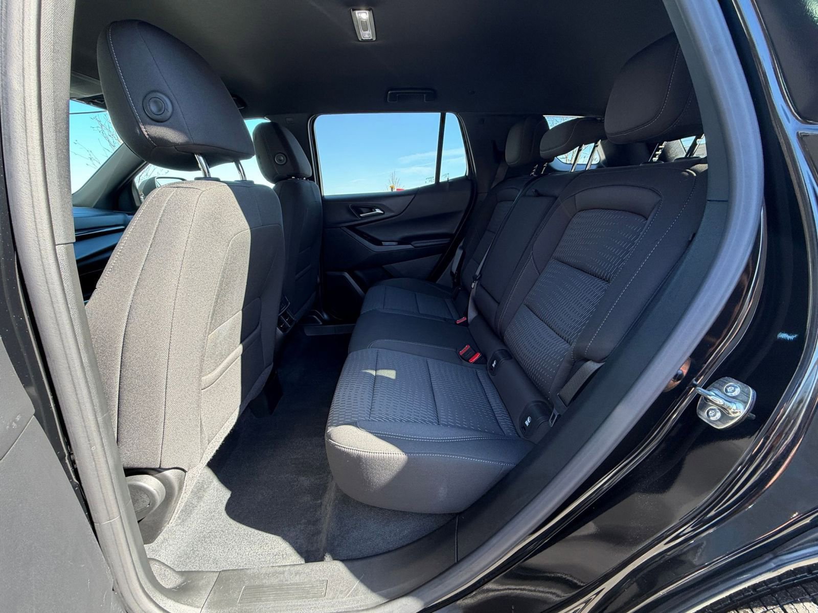 Thumbnail: 2025 Chevrolet Equinox - 25