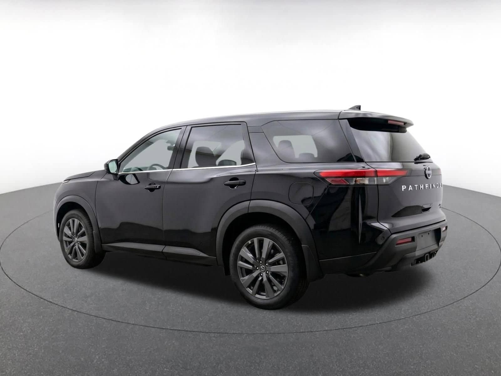 Thumbnail: 2025 Nissan Pathfinder - 4