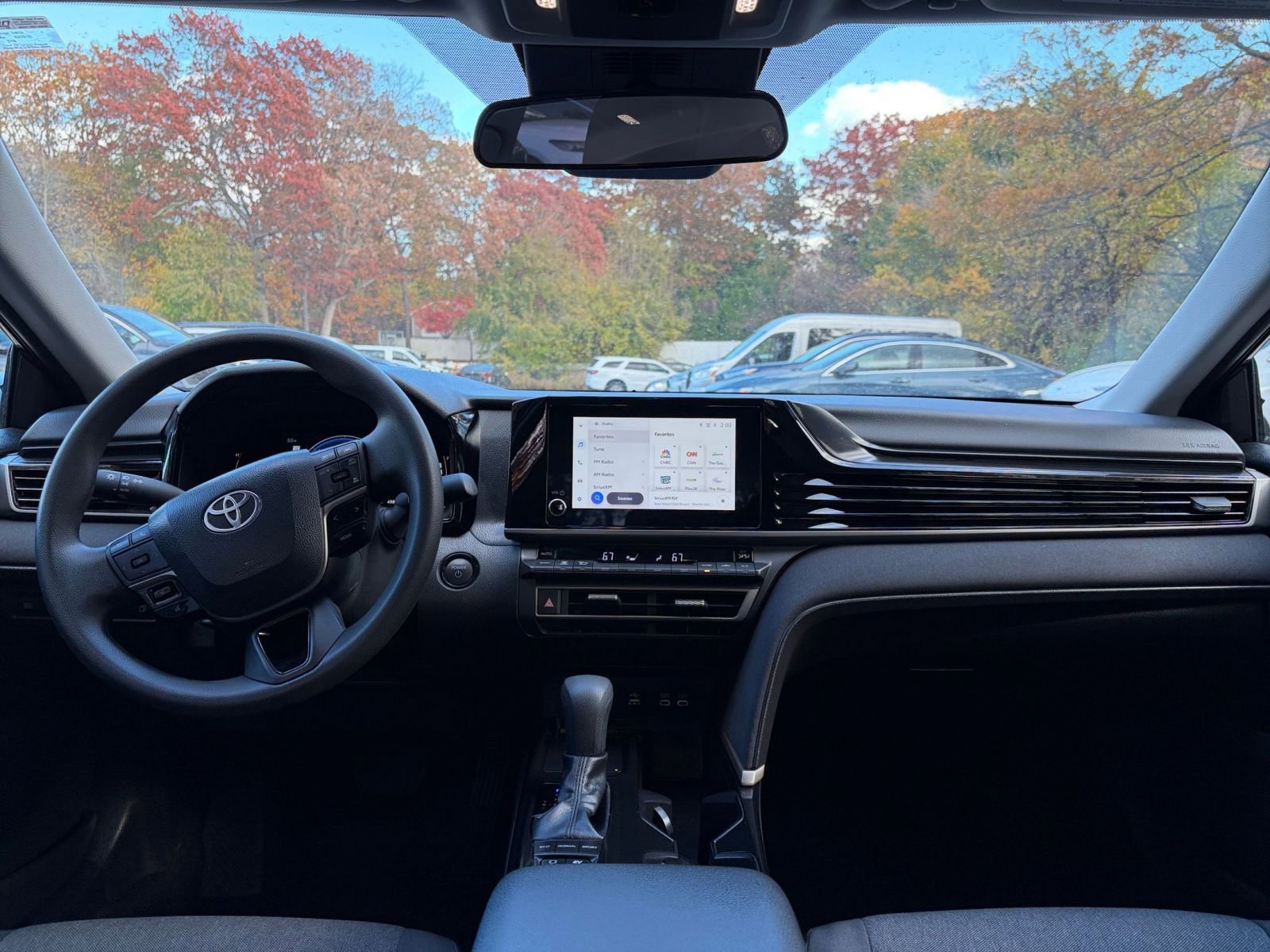 Thumbnail: 2025 Toyota Camry - 32