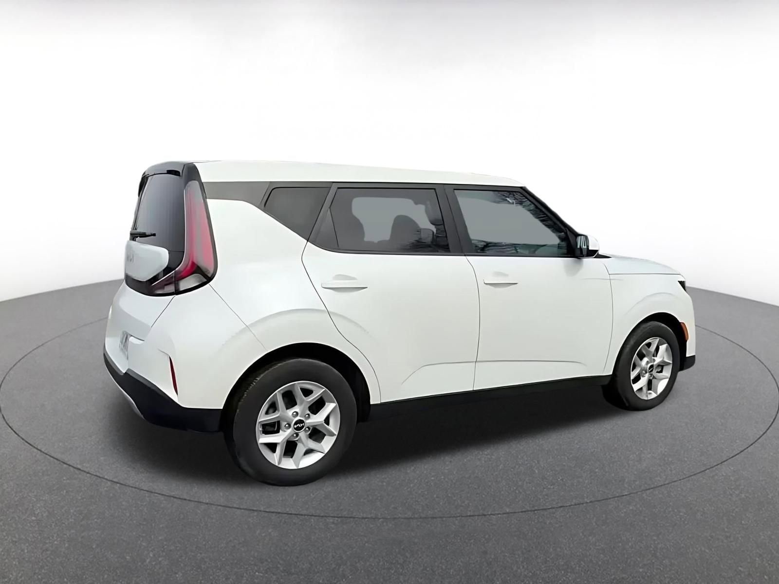 Thumbnail: 2025 Kia Soul - 15