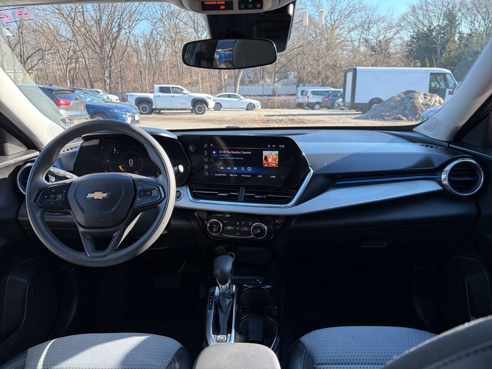 Thumbnail: 2025 Chevrolet Trax - 31