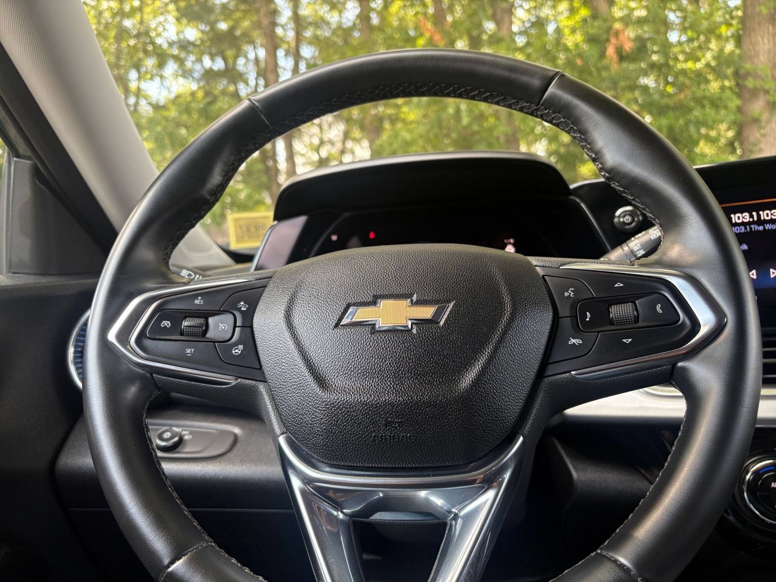 Thumbnail: 2025 Chevrolet Trax - 24