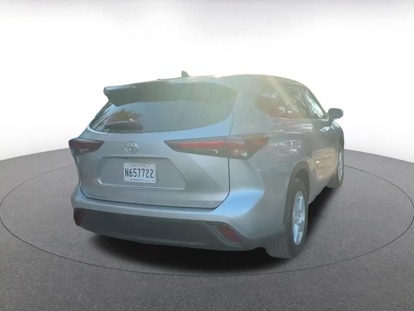 Thumbnail: 2025 Toyota Highlander - 14